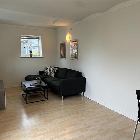 Id200 Ostergade 5C, 6800 Varde Apartment Bagian luar foto